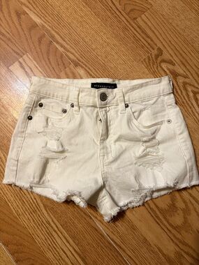 Aeropostale Cream Distressed Frayed Hem Denim Shorts